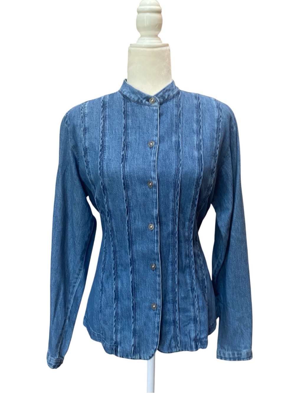 L.L.Bean Vintage 90s Style Blue Denim 100% Cotton Collared Button-Up